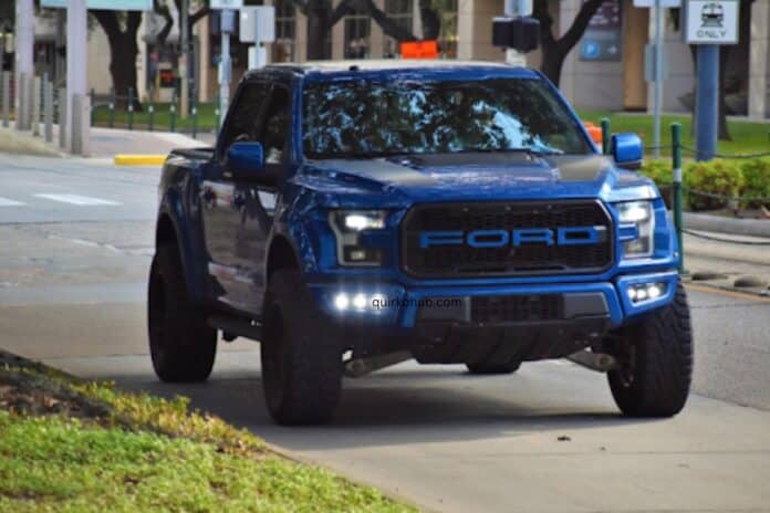 How to Choose the Right Service Truck for Your Business Needs