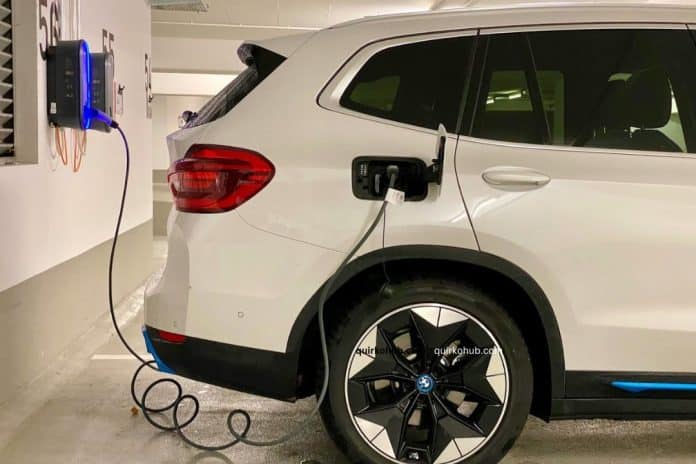 Smart Mobility in Singapore: From AI Technology to Electric Vehicle Rentals
