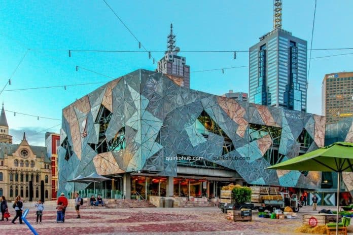 The Harbour Bridge Silhouette and Federation Square: Linking the Icons of the Tasman Sea